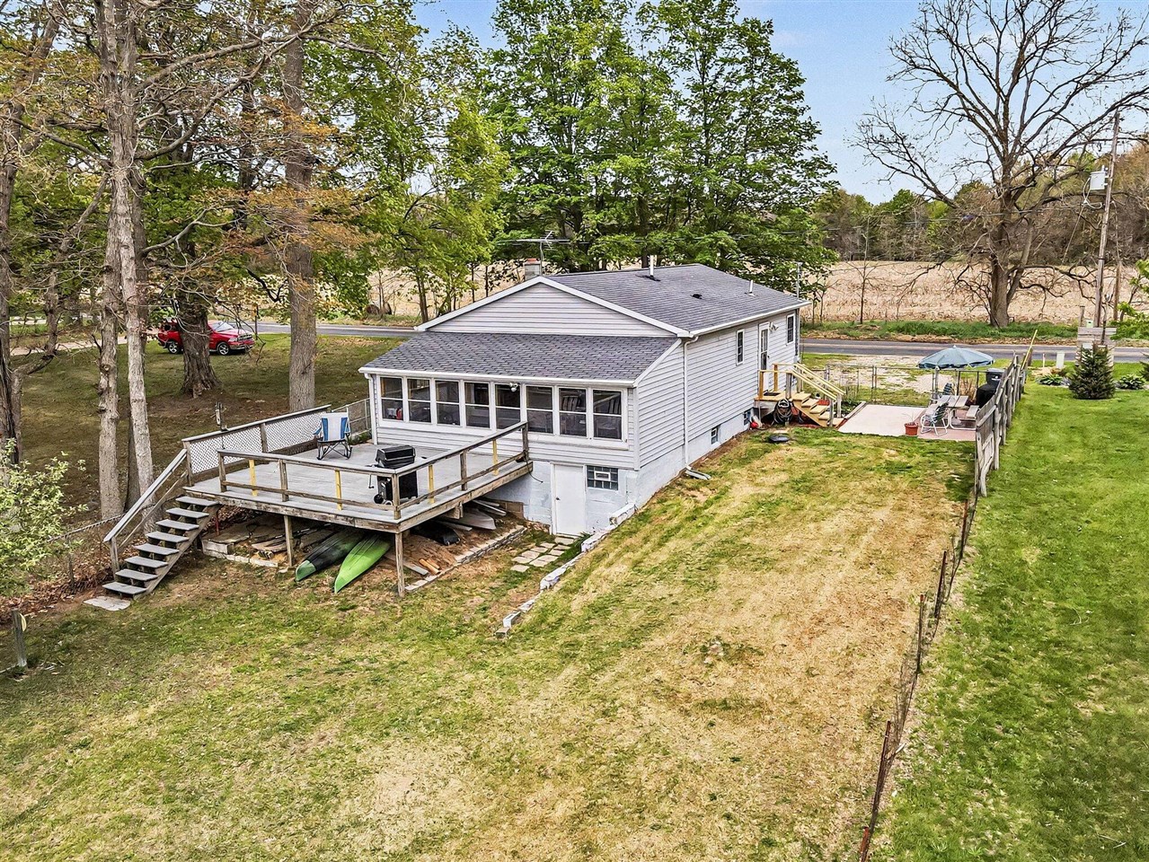 27161 2nd Avenue, Allegan, MI, 49010-9603