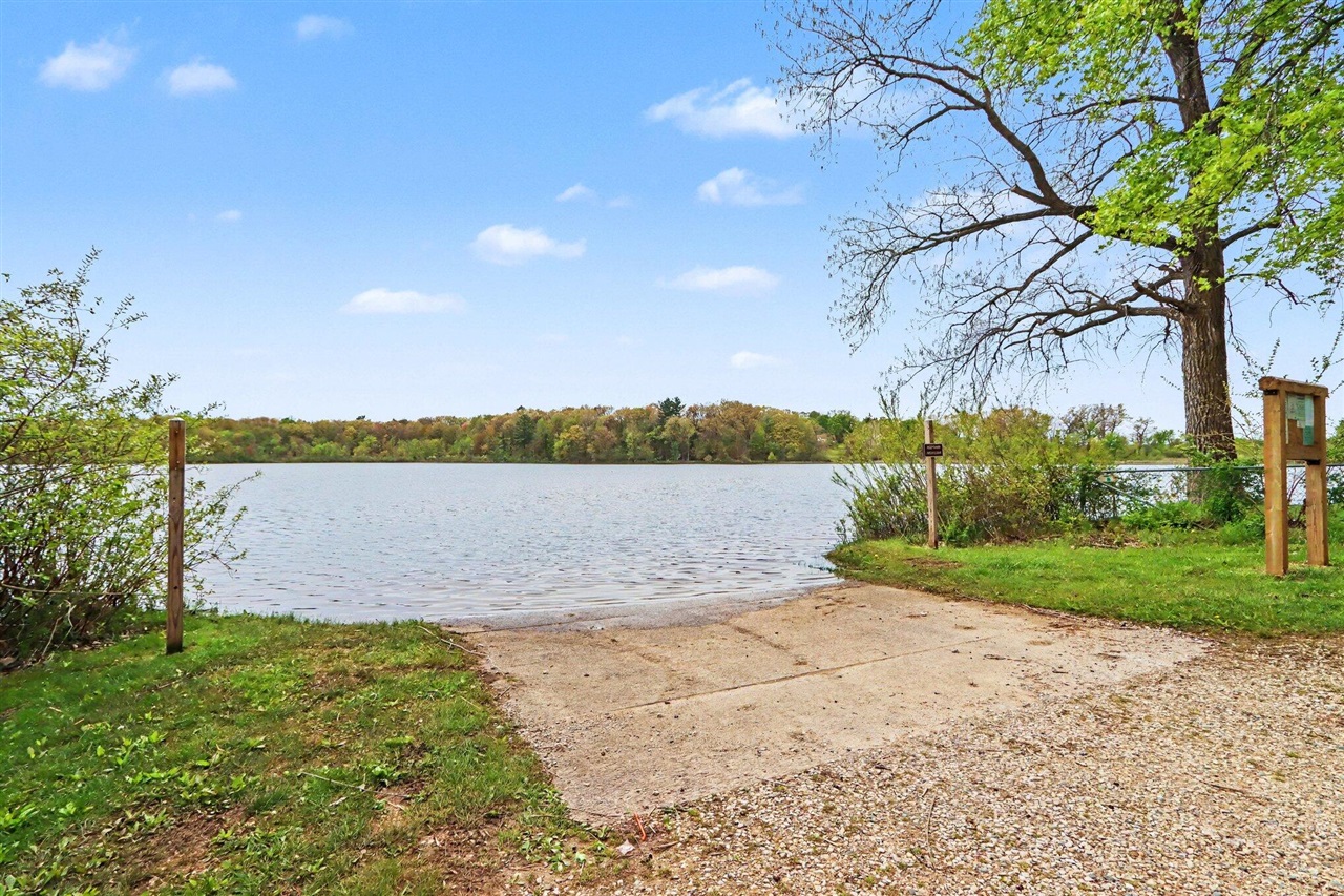 27161 2nd Avenue, Allegan, MI, 49010-9603