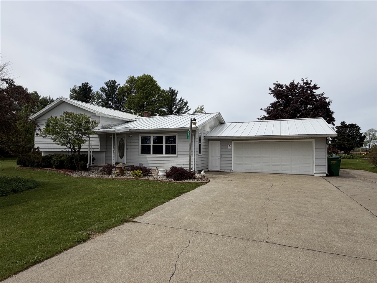 64874 Lutz Road, Constantine, MI, 49042-9741