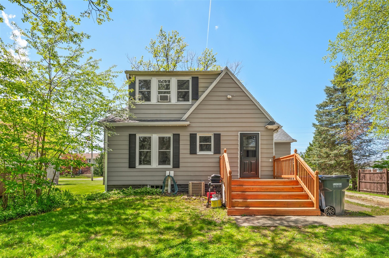 10497 California Road, Bridgman, MI, 49106