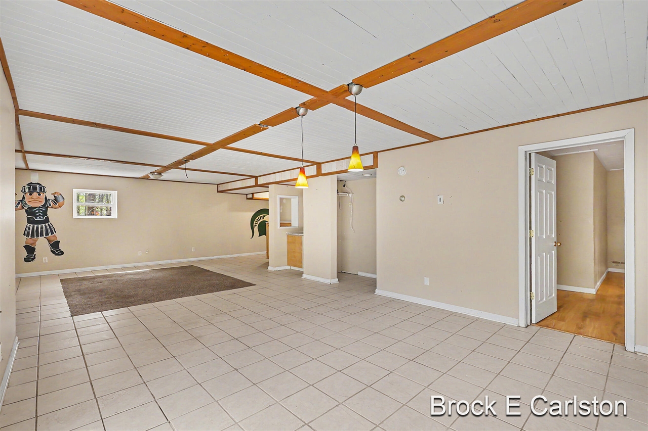 16944 136th Avenue, Nunica, MI, 49448-9780