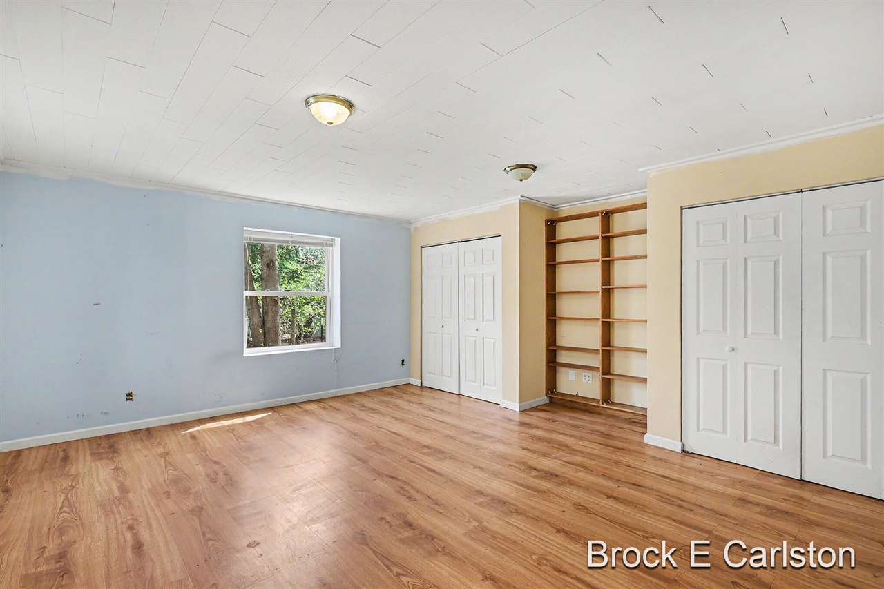 16944 136th Avenue, Nunica, MI, 49448-9780