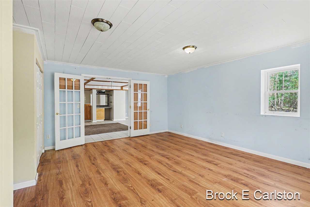 16944 136th Avenue, Nunica, MI, 49448-9780