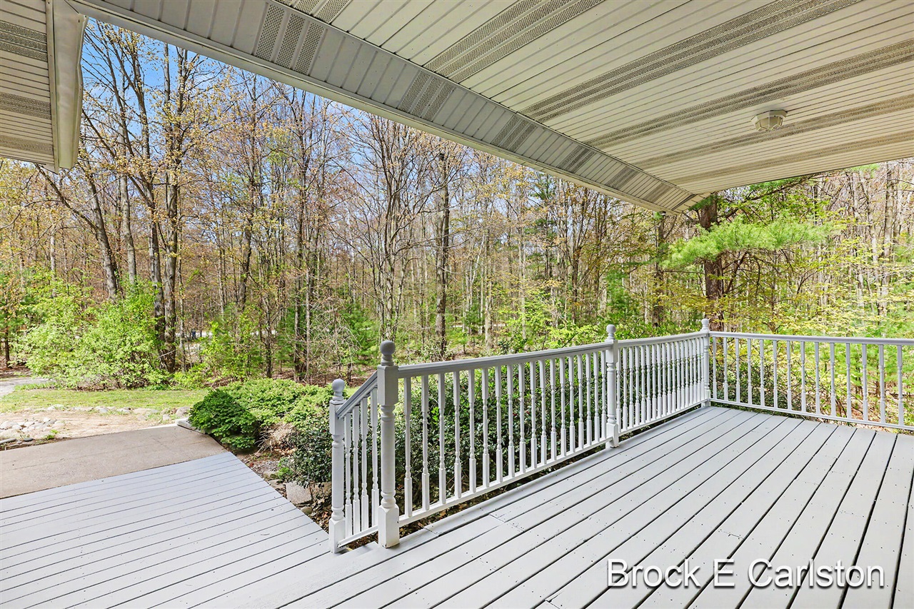 16944 136th Avenue, Nunica, MI, 49448-9780