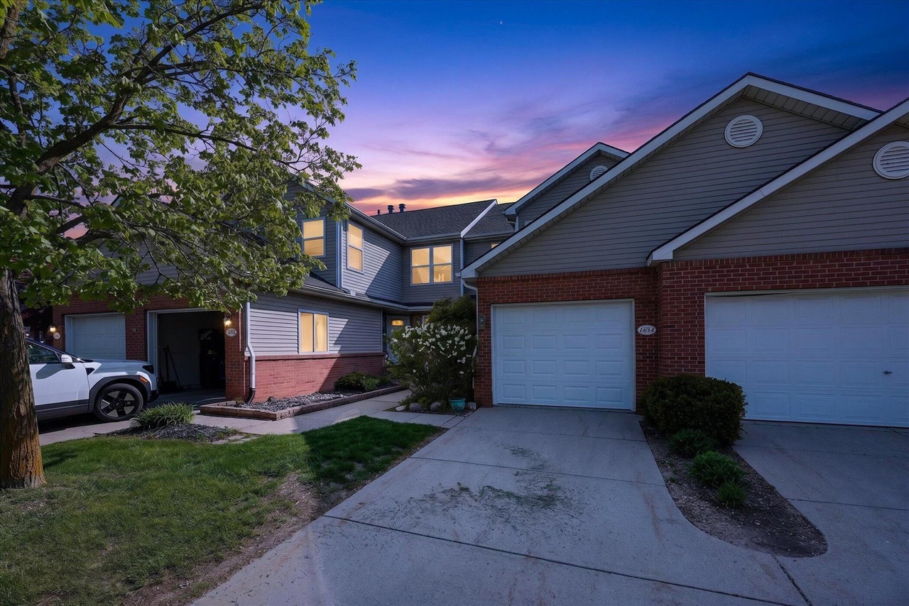 1434 Steeplechase Court UNIT&nbsp;60, Howell, MI, 48843-7506