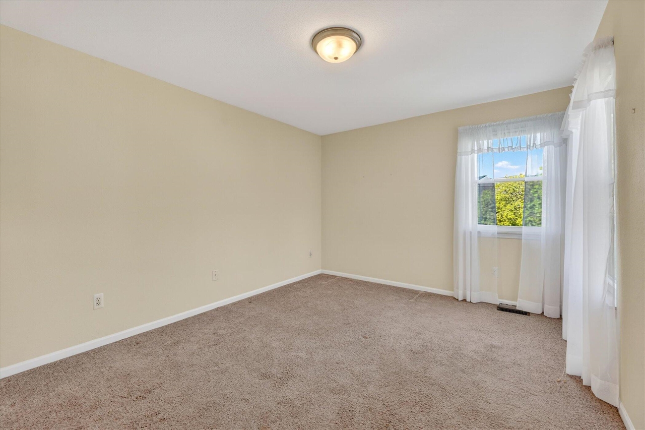 1434 Steeplechase Court UNIT&nbsp;60, Howell, MI, 48843-7506