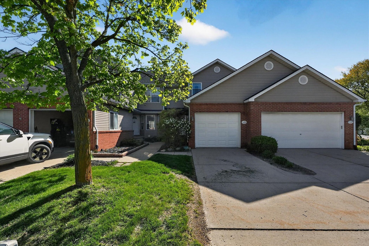 1434 Steeplechase Court UNIT&nbsp;60, Howell, MI, 48843-7506