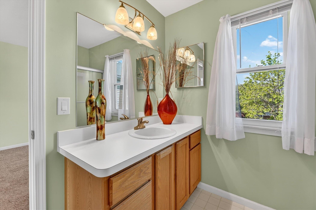 1434 Steeplechase Court UNIT&nbsp;60, Howell, MI, 48843-7506