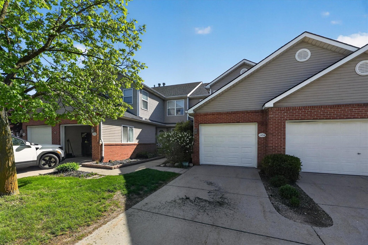 1434 Steeplechase Court UNIT&nbsp;60, Howell, MI, 48843-7506