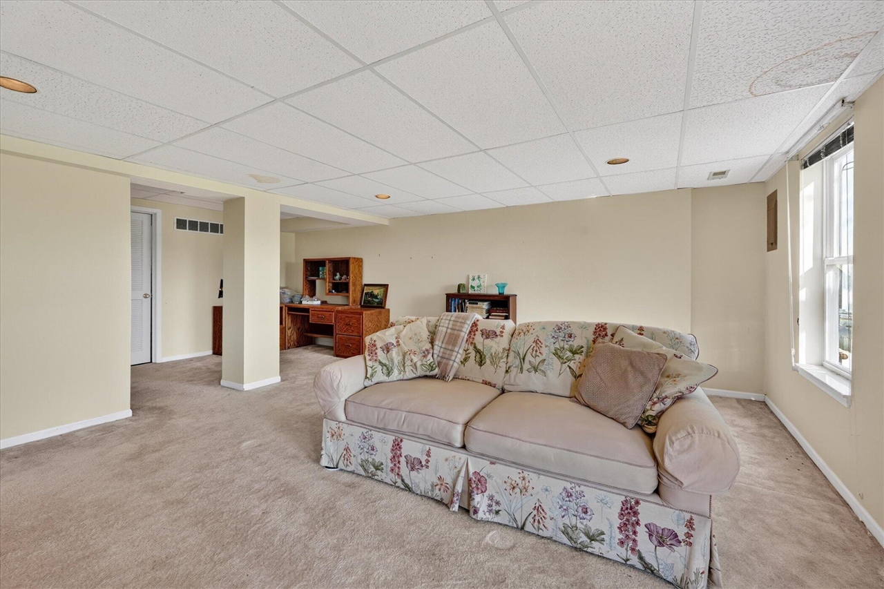 1434 Steeplechase Court UNIT&nbsp;60, Howell, MI, 48843-7506