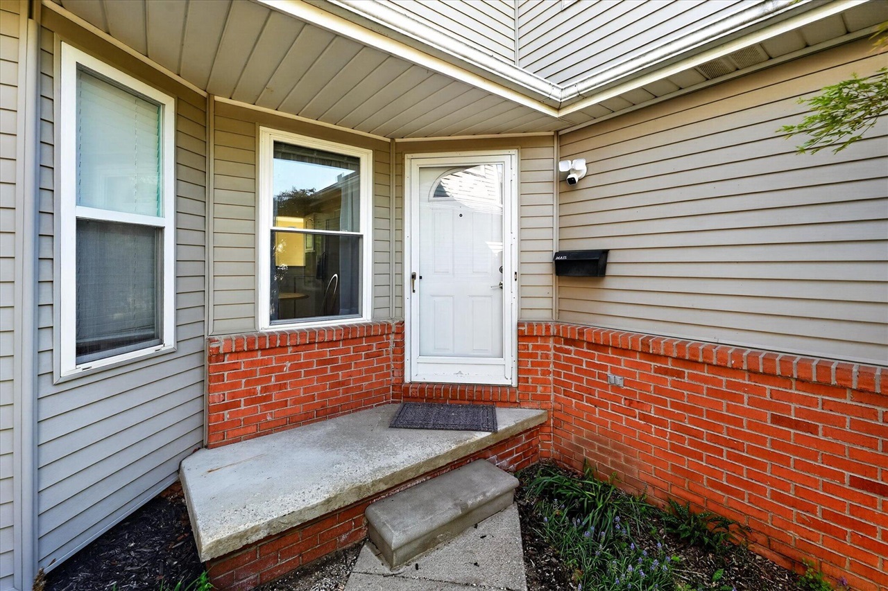 1434 Steeplechase Court UNIT&nbsp;60, Howell, MI, 48843-7506