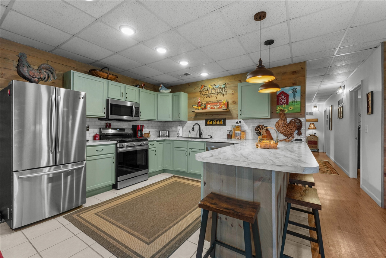 2922 S Hillsdale Road, Hillsdale, MI, 49242-9192