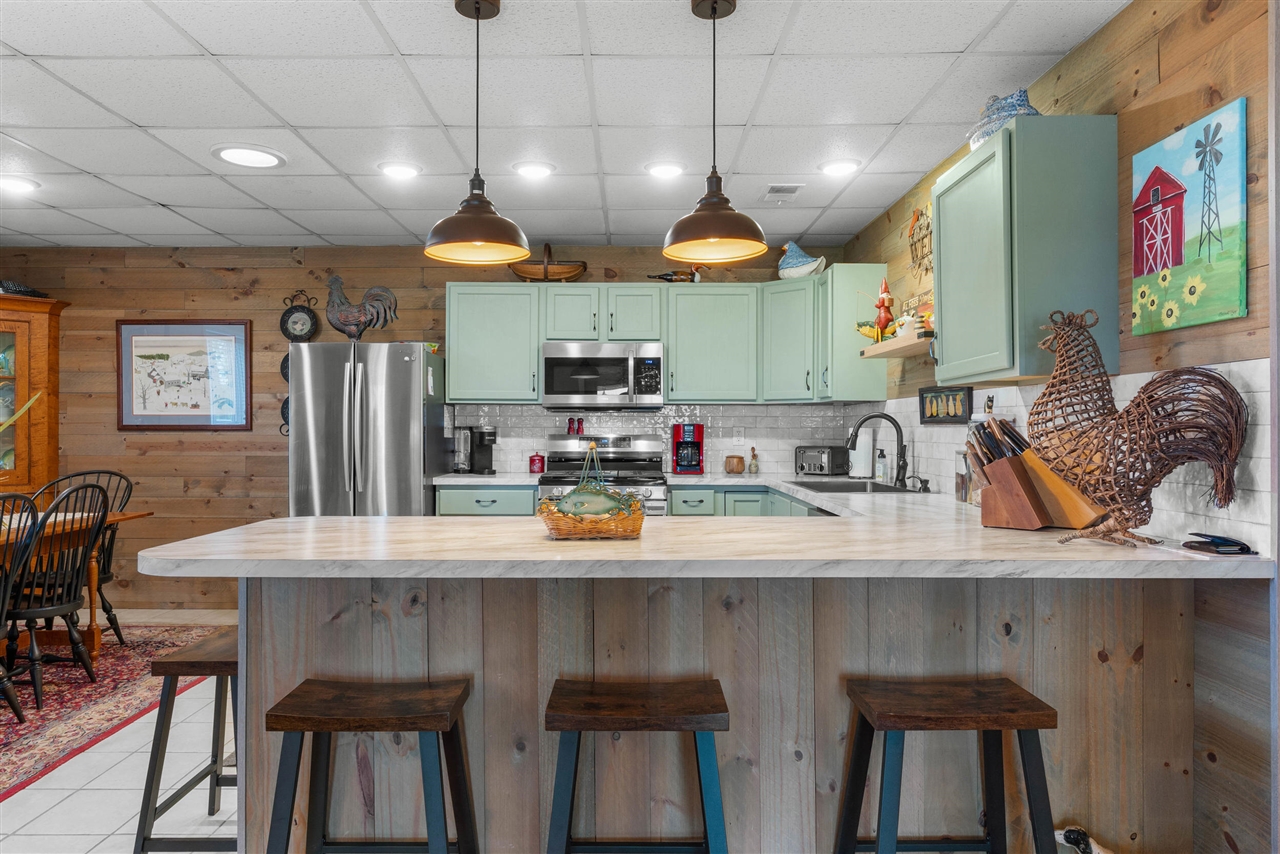 2922 S Hillsdale Road, Hillsdale, MI, 49242-9192