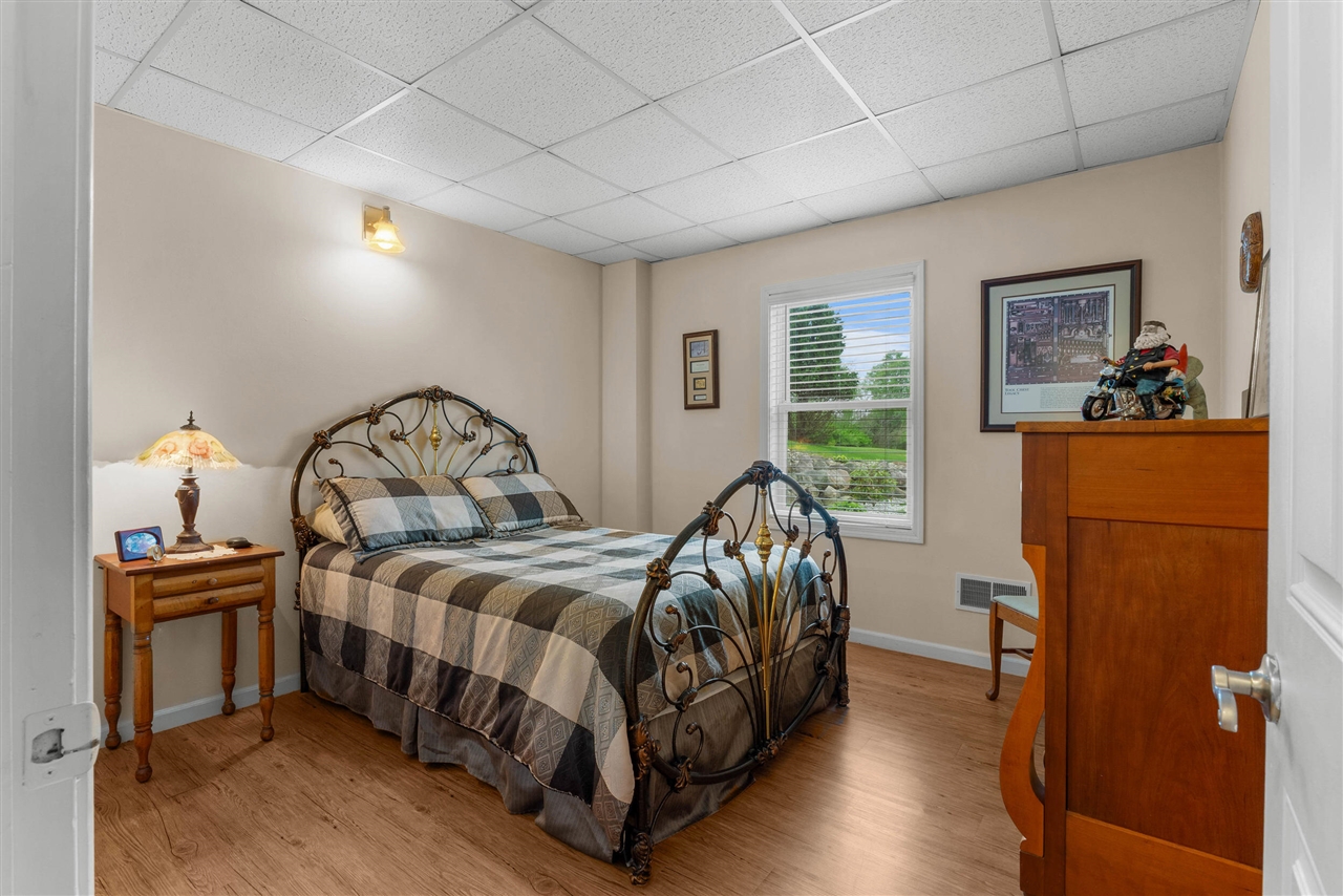 2922 S Hillsdale Road, Hillsdale, MI, 49242-9192