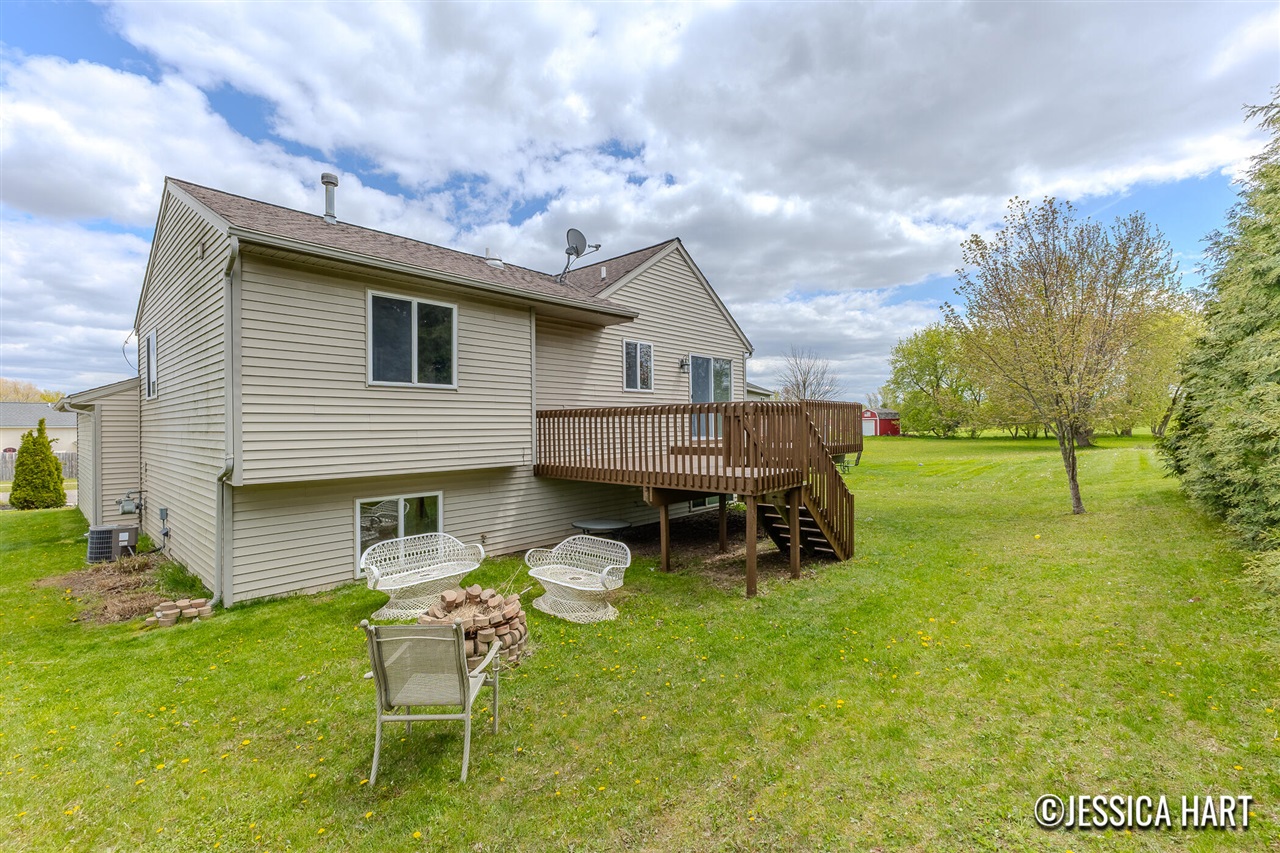 321 Pioneer Trail, Cedar Springs, MI, 49319