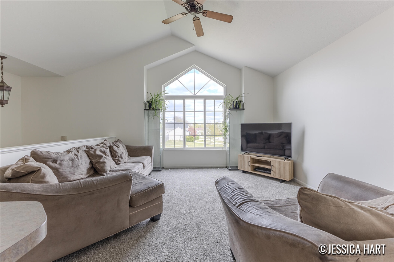 321 Pioneer Trail, Cedar Springs, MI, 49319