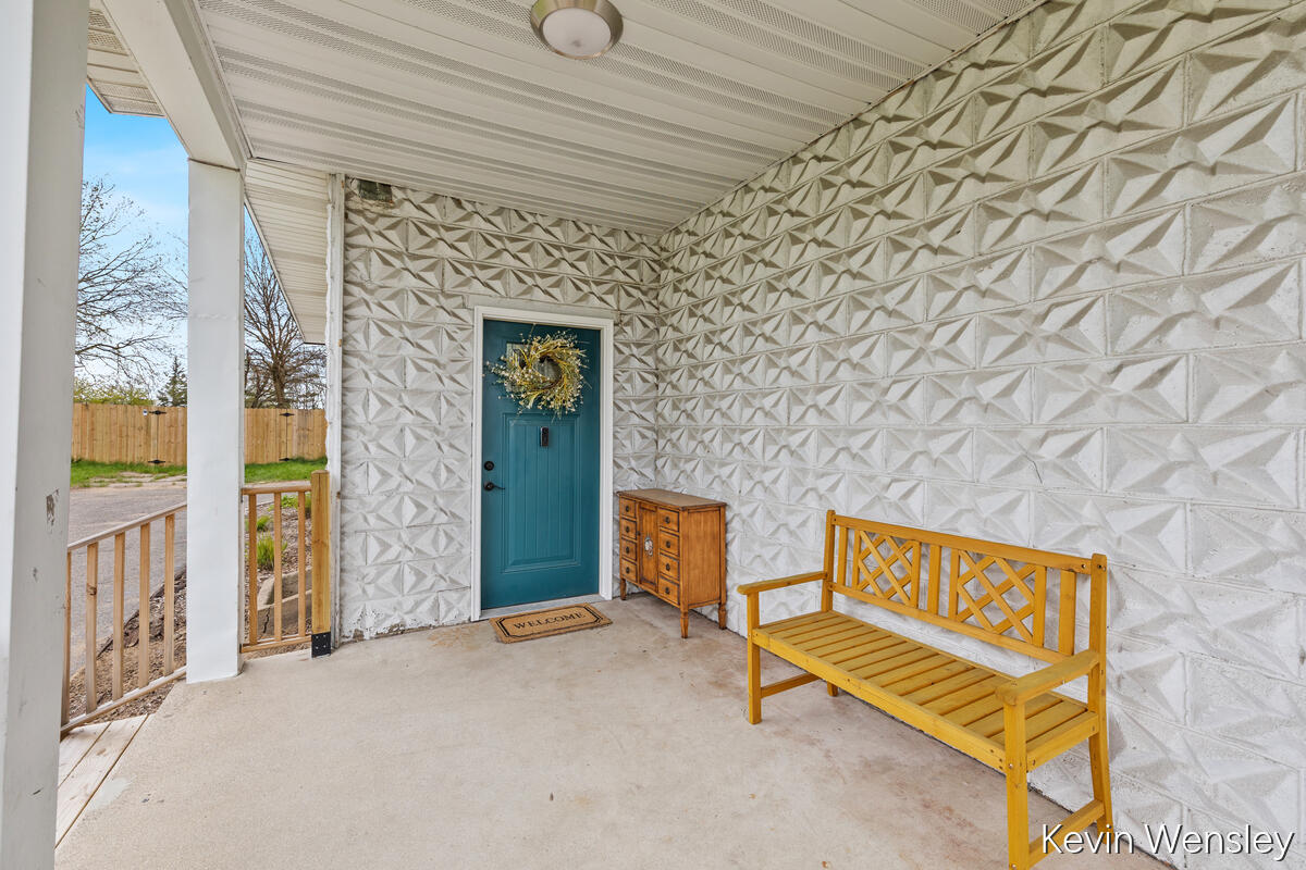 1312 Leonard Street, Grand Rapids, MI, 49505-5513