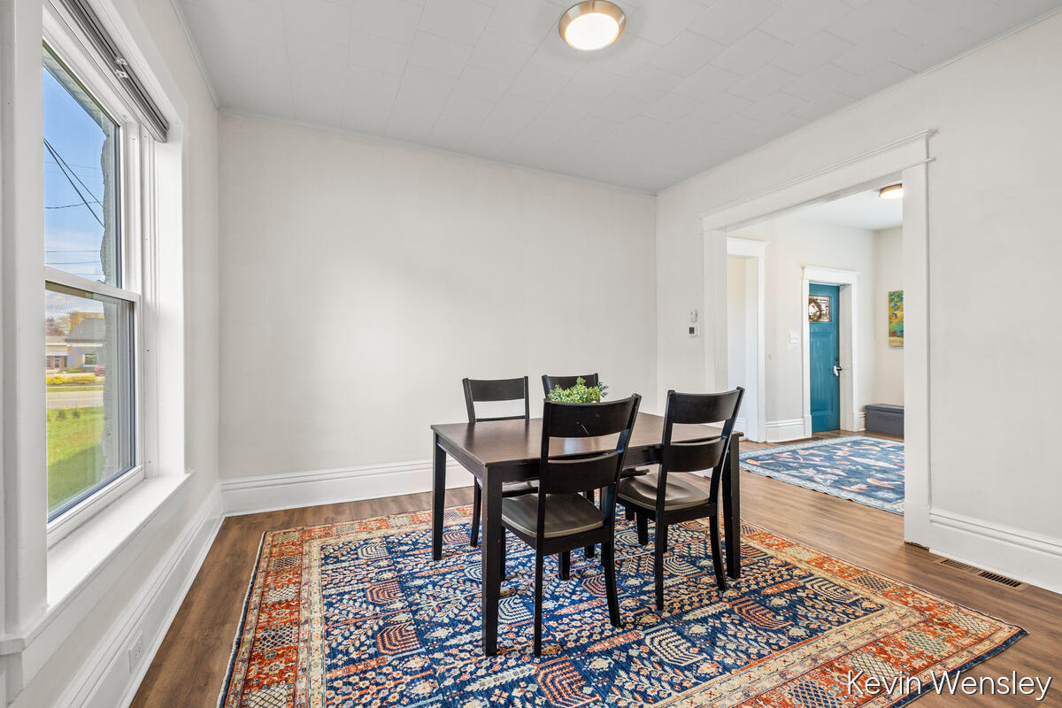 1312 Leonard Street, Grand Rapids, MI, 49505-5513
