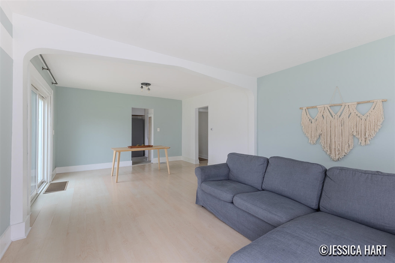 851 Hollywood Street, Grand Rapids, MI, 49505-3871