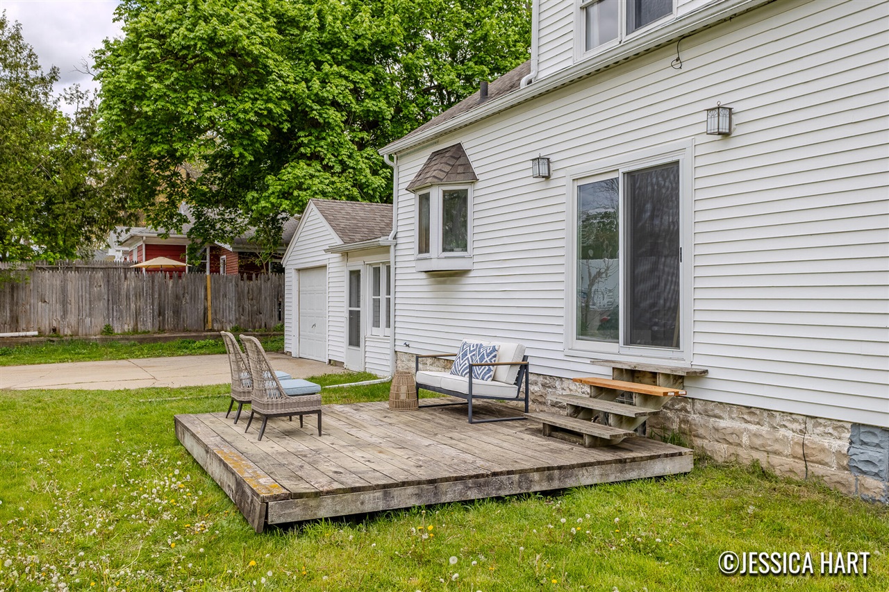 851 Hollywood Street, Grand Rapids, MI, 49505-3871