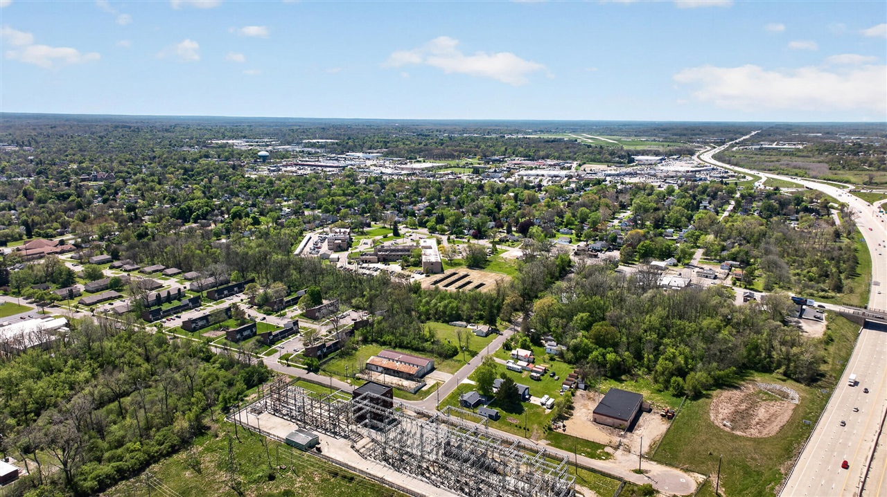 301 Hillsdale Street, Jackson, MI, 49202-2243