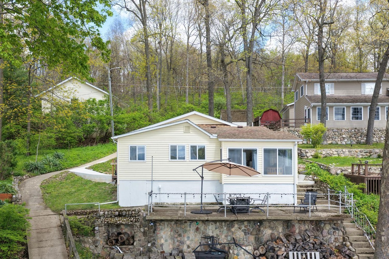 3rd image of 58484 E Clear Lake Rd, Three Rivers, MI 49093 | MLS# 70530247