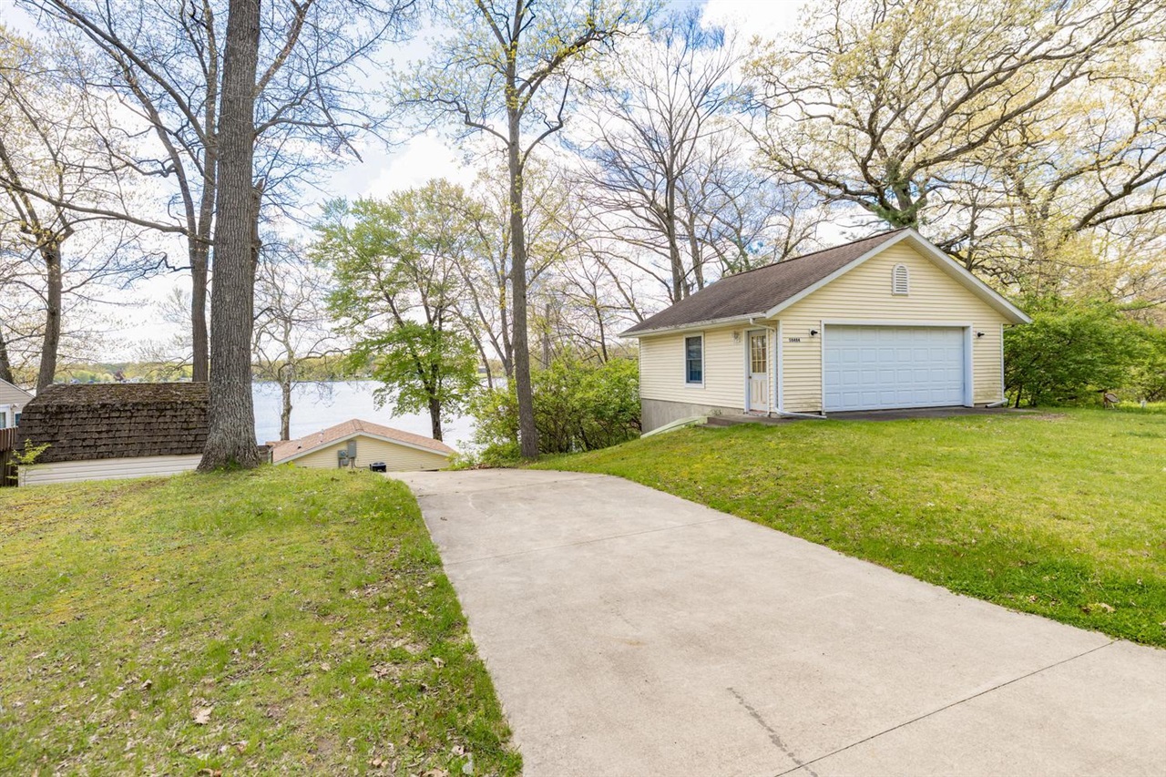 4th image of 58484 E Clear Lake Rd, Three Rivers, MI 49093 | MLS# 70530247
