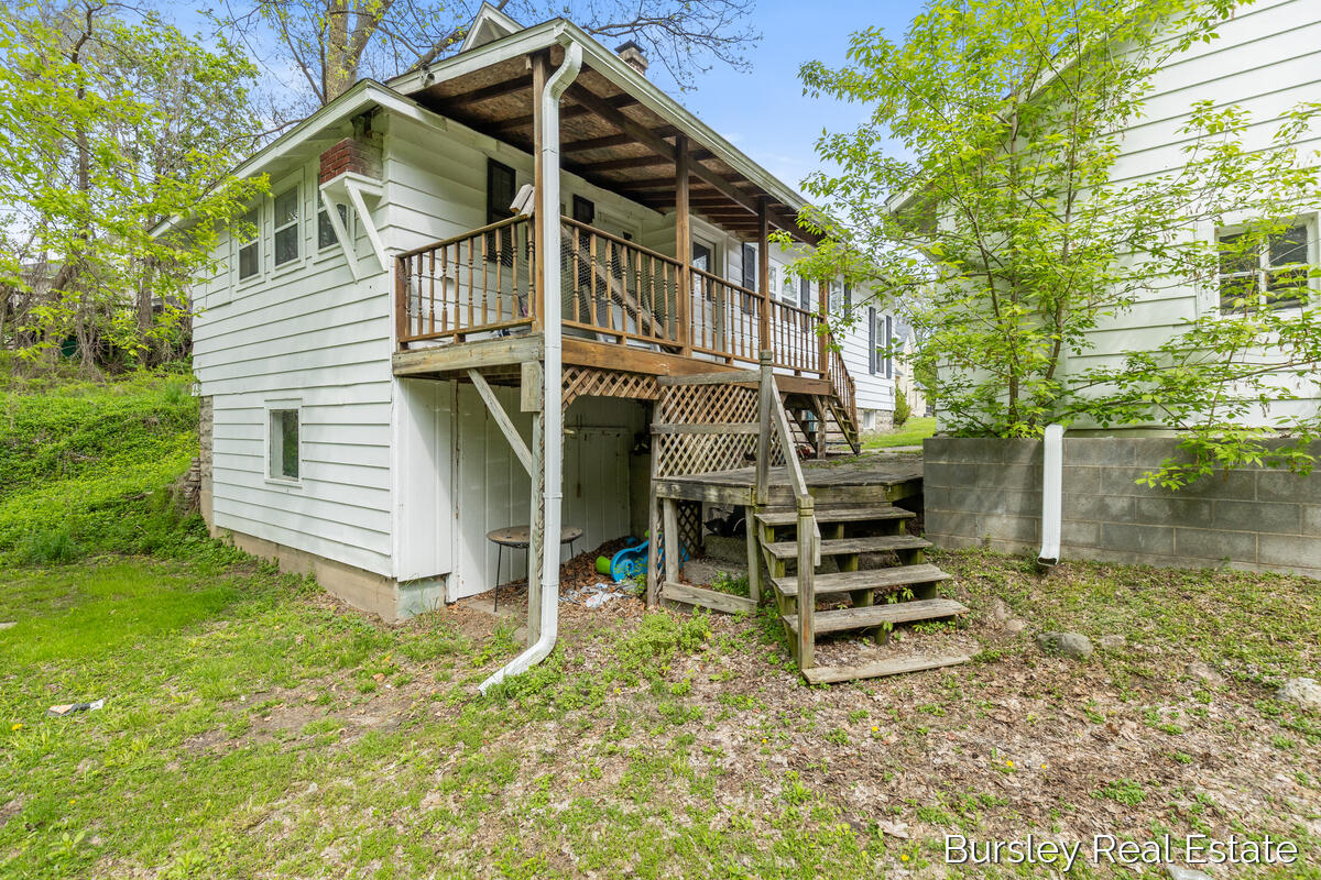 447 E Lincoln Avenue, Ionia, MI, 48846-1331