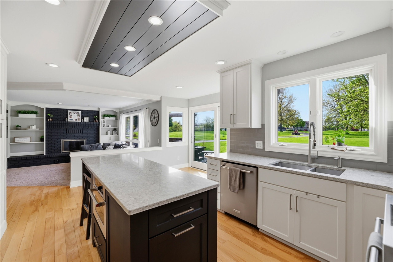 7355 Old Lantern Drive, Caledonia, MI, 49316-9004