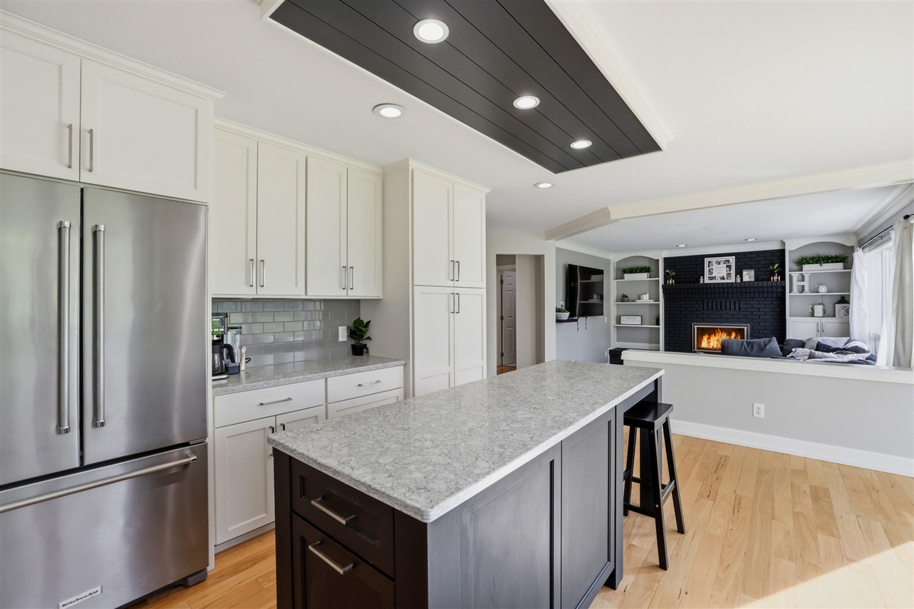 7355 Old Lantern Drive, Caledonia, MI, 49316-9004