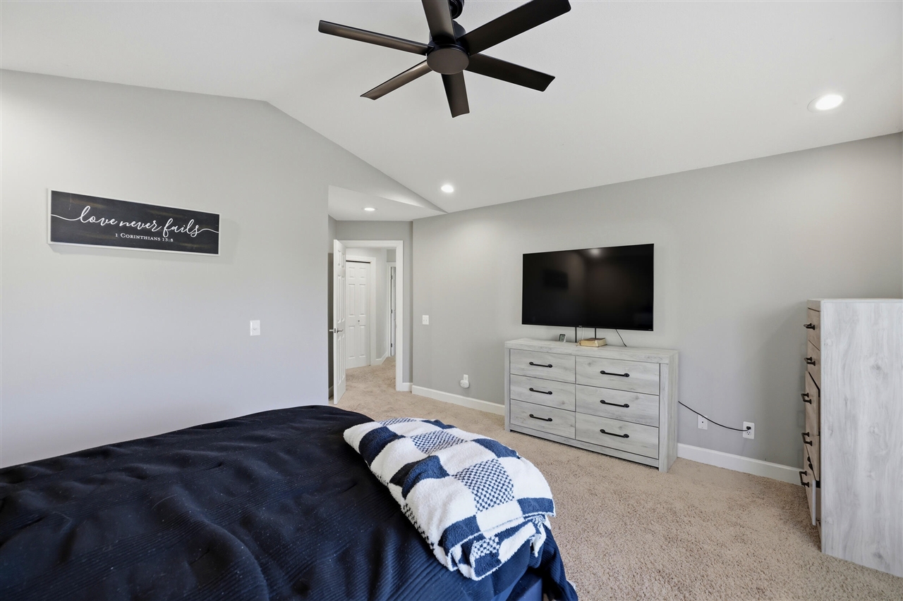 7355 Old Lantern Drive, Caledonia, MI, 49316-9004