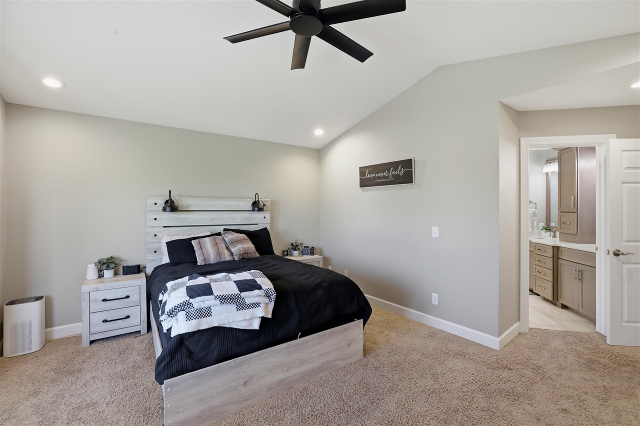 7355 Old Lantern Drive, Caledonia, MI, 49316-9004