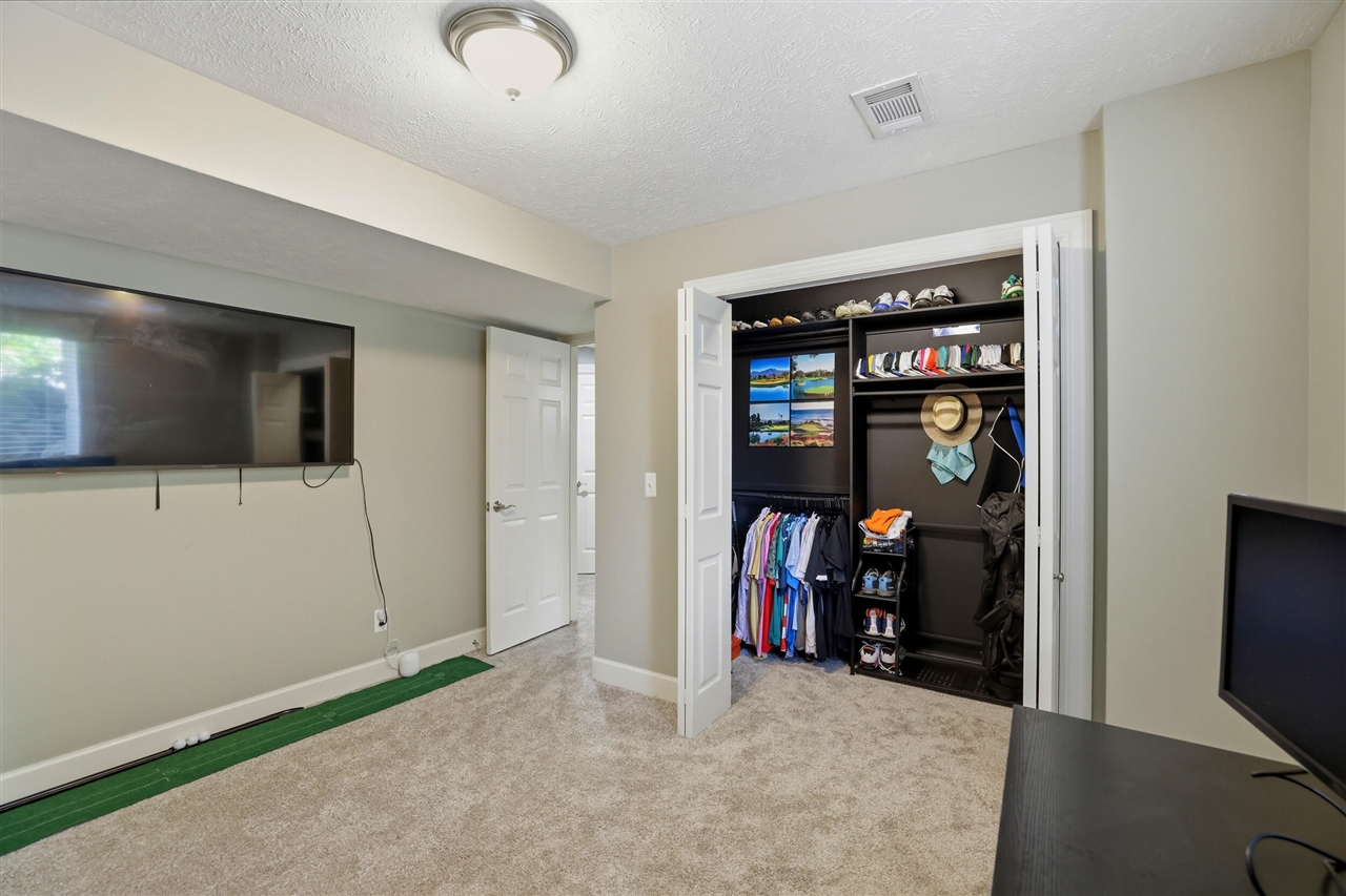 7355 Old Lantern Drive, Caledonia, MI, 49316-9004
