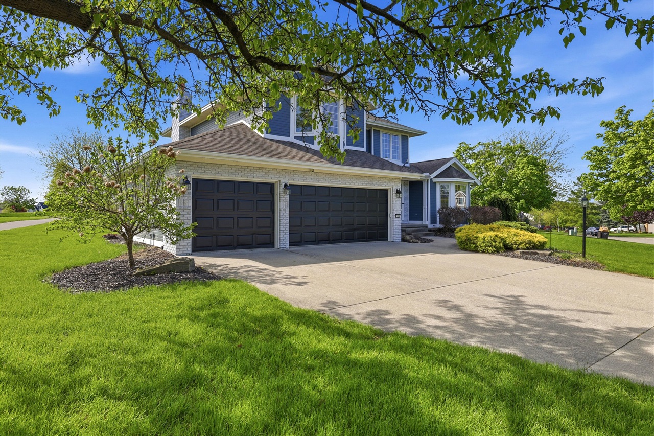 7355 Old Lantern Drive, Caledonia, MI, 49316-9004