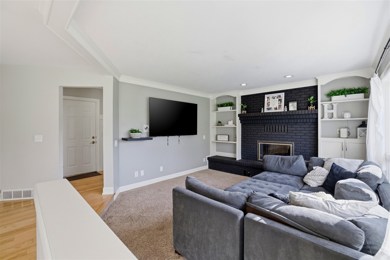 7355 Old Lantern Drive, Caledonia, MI, 49316-9004