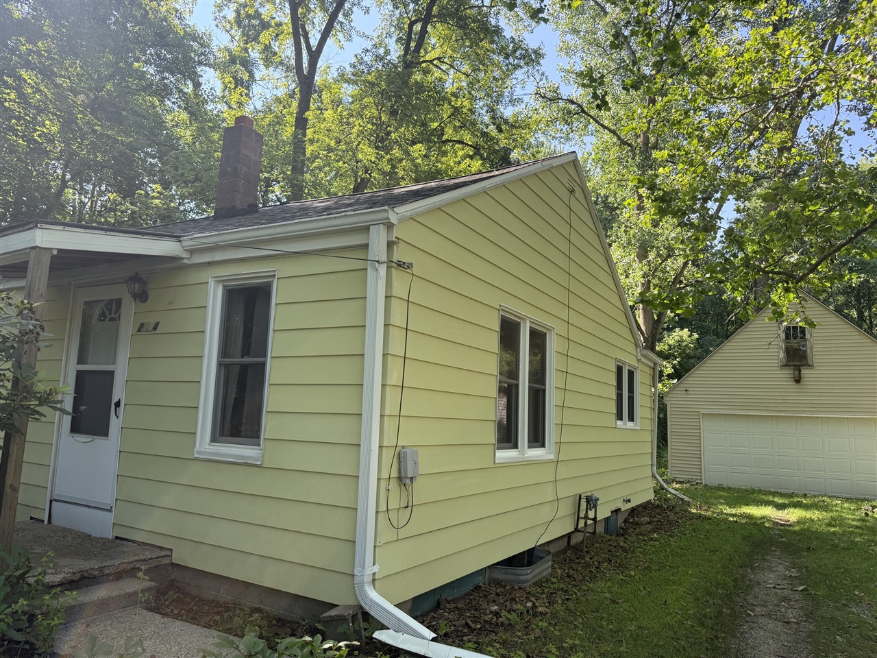 Homes for sale in Niles, MI | 2264 White St, Niles, MI 49120 | MLS# 70530308