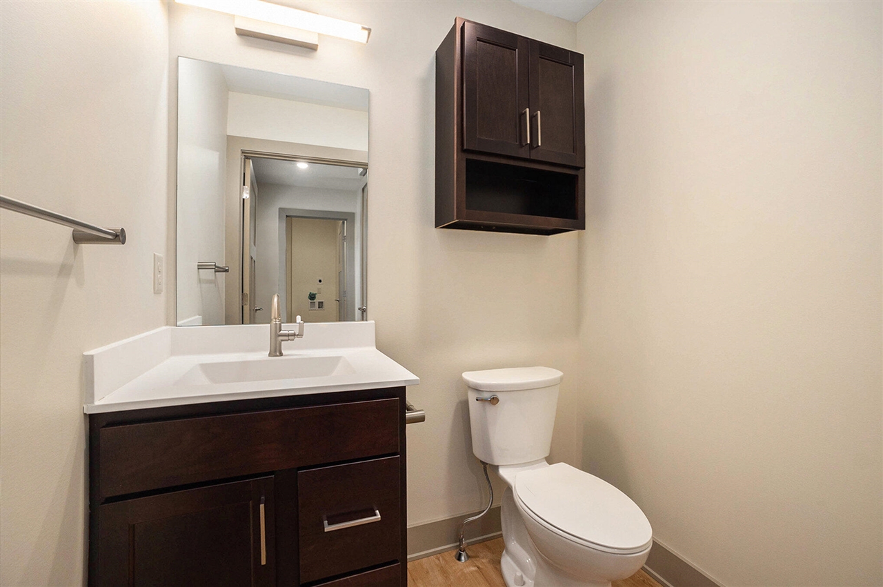 2098 Linden Avenue, Grand Rapids, MI, 49507-3271