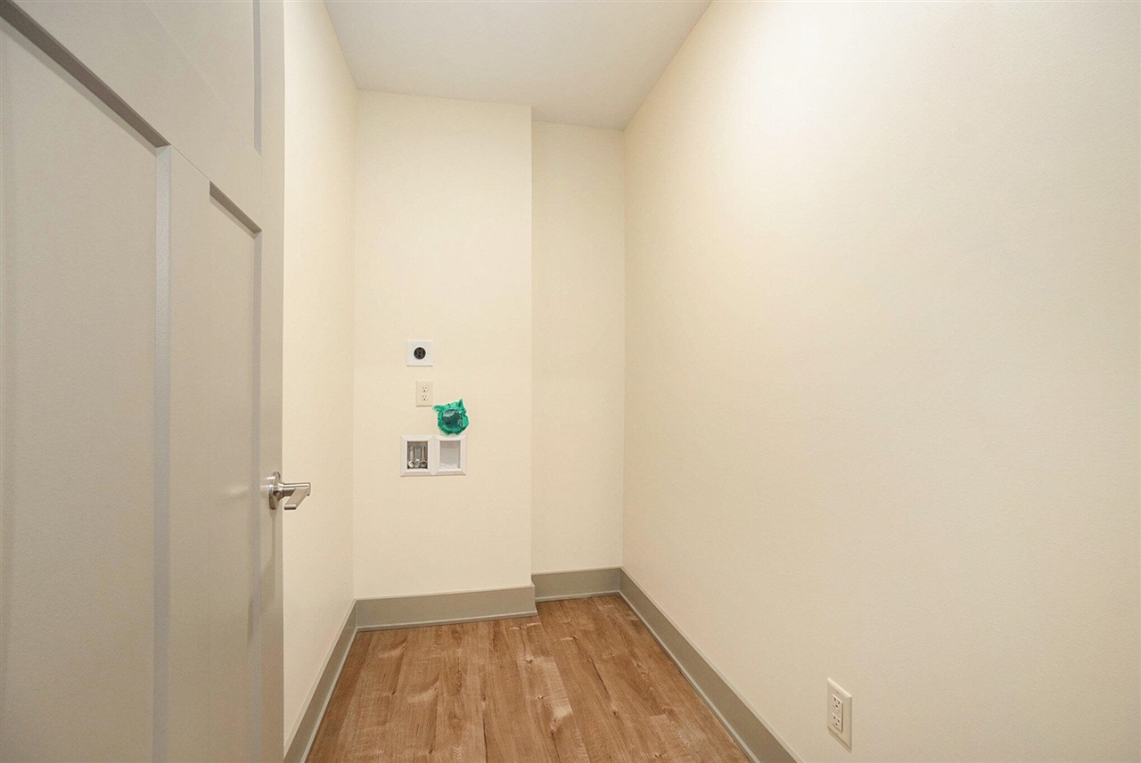 2098 Linden Avenue, Grand Rapids, MI, 49507-3271