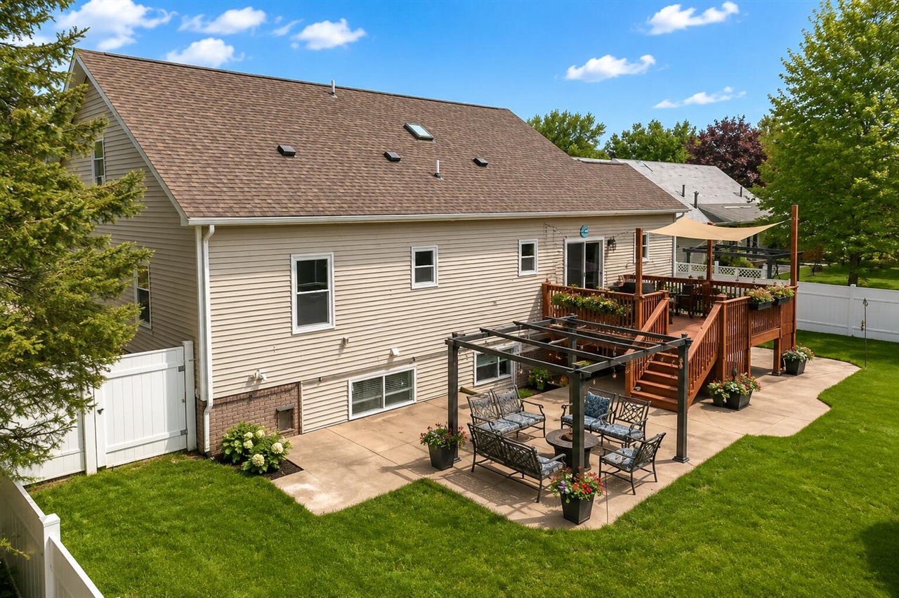 2nd image of 301 Case St, Jonesville, MI 49250 | MLS# 70530338