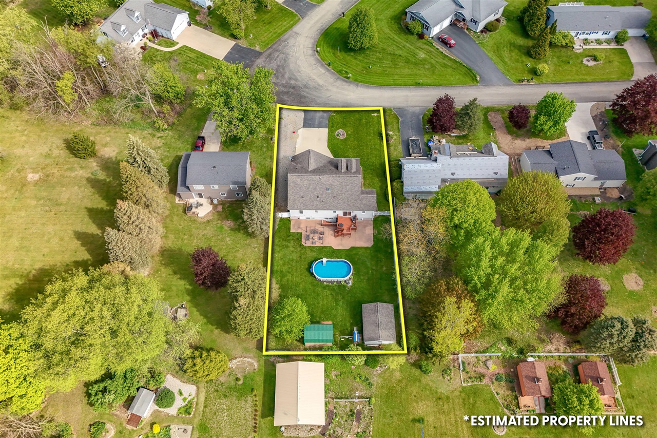 301 Case Street, Jonesville, MI, 49250-9416
