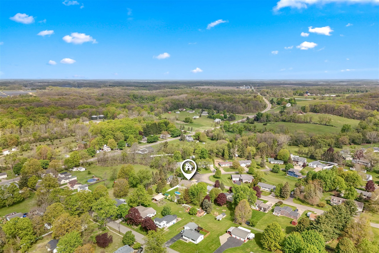 301 Case Street, Jonesville, MI, 49250-9416