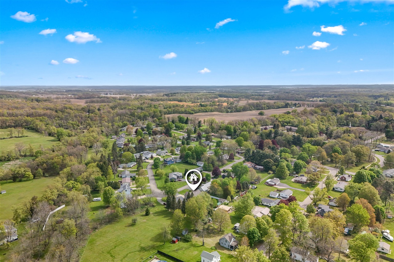 301 Case Street, Jonesville, MI, 49250-9416