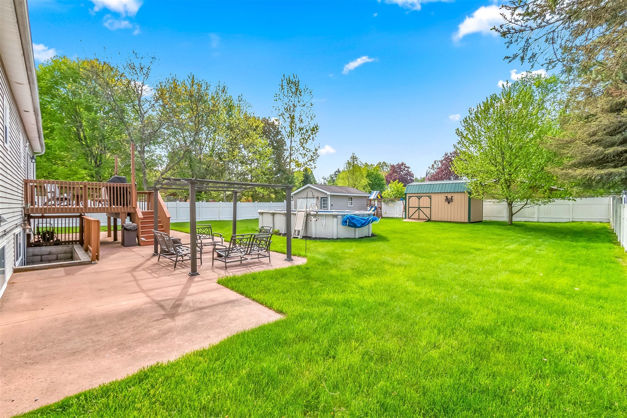 301 Case Street, Jonesville, MI, 49250-9416