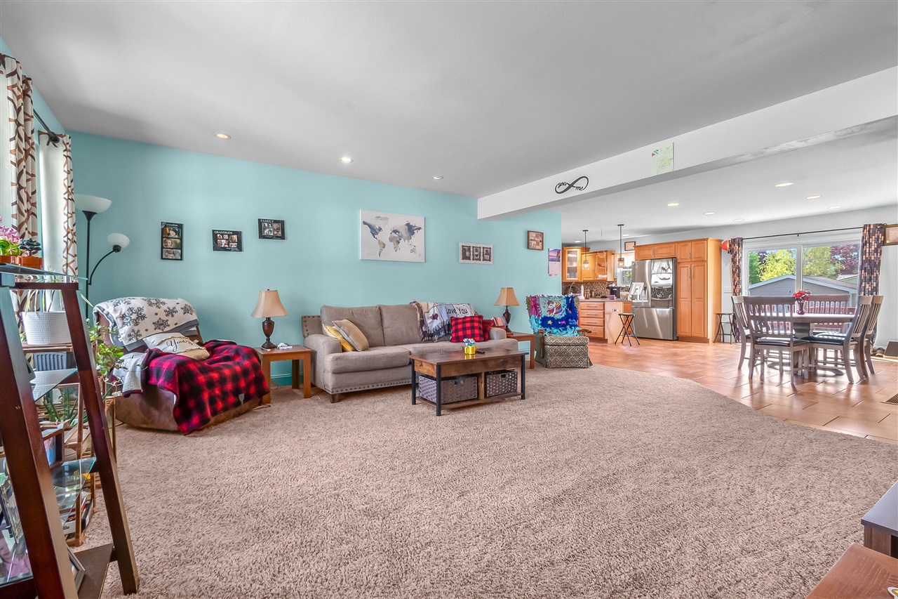 301 Case Street, Jonesville, MI, 49250-9416