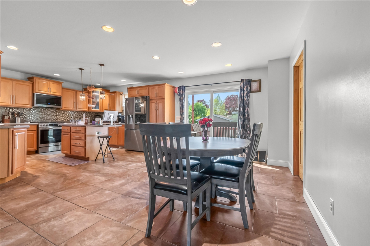 301 Case Street, Jonesville, MI, 49250-9416