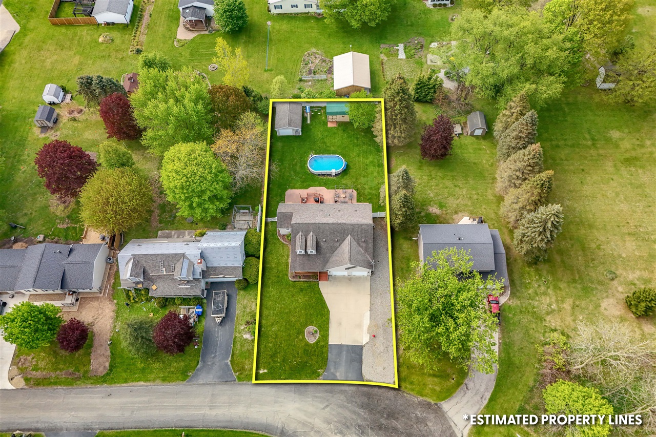 301 Case Street, Jonesville, MI, 49250-9416
