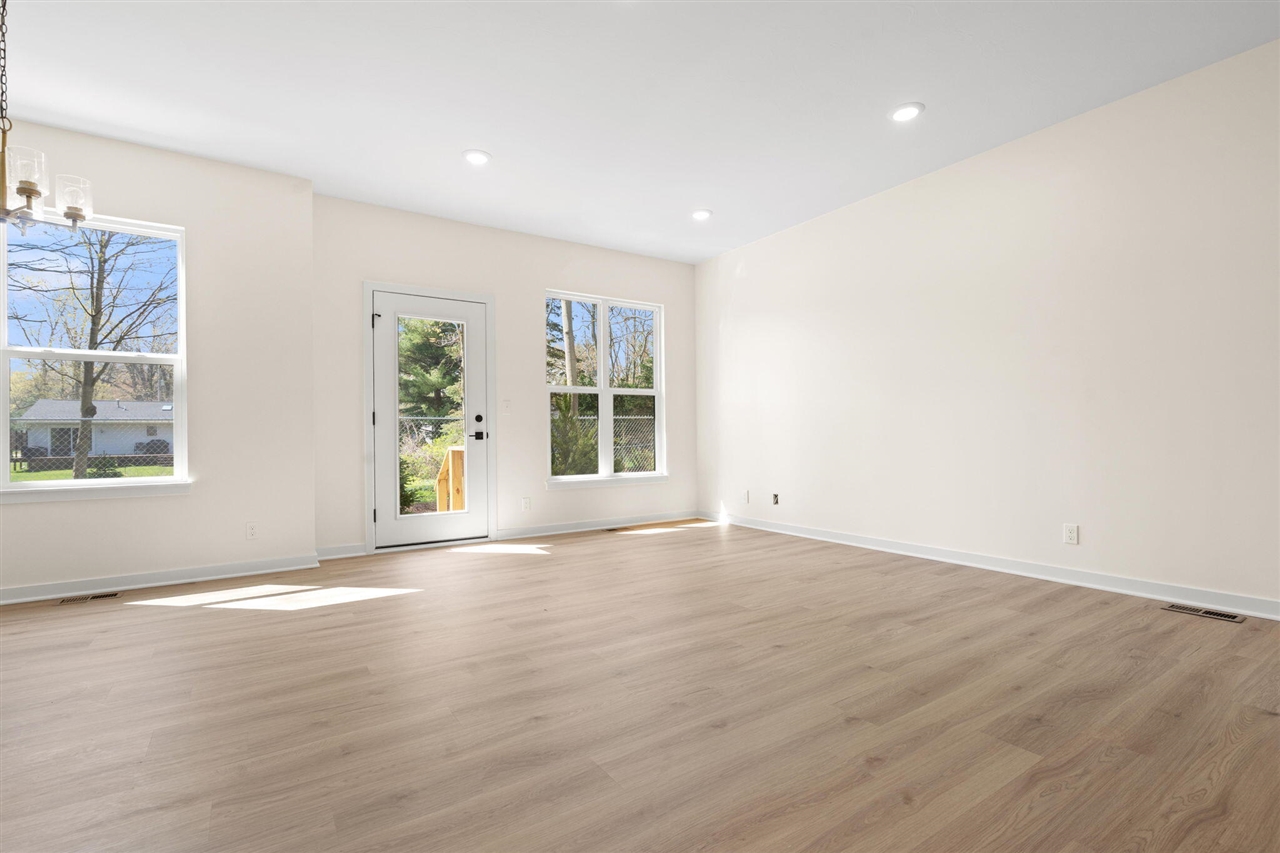 1968 S Shorewood Lane, Holland, MI, 49423-4314