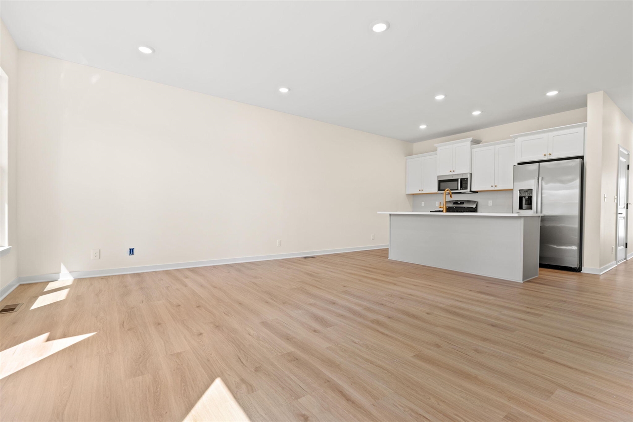 1968 S Shorewood Lane, Holland, MI, 49423-4314