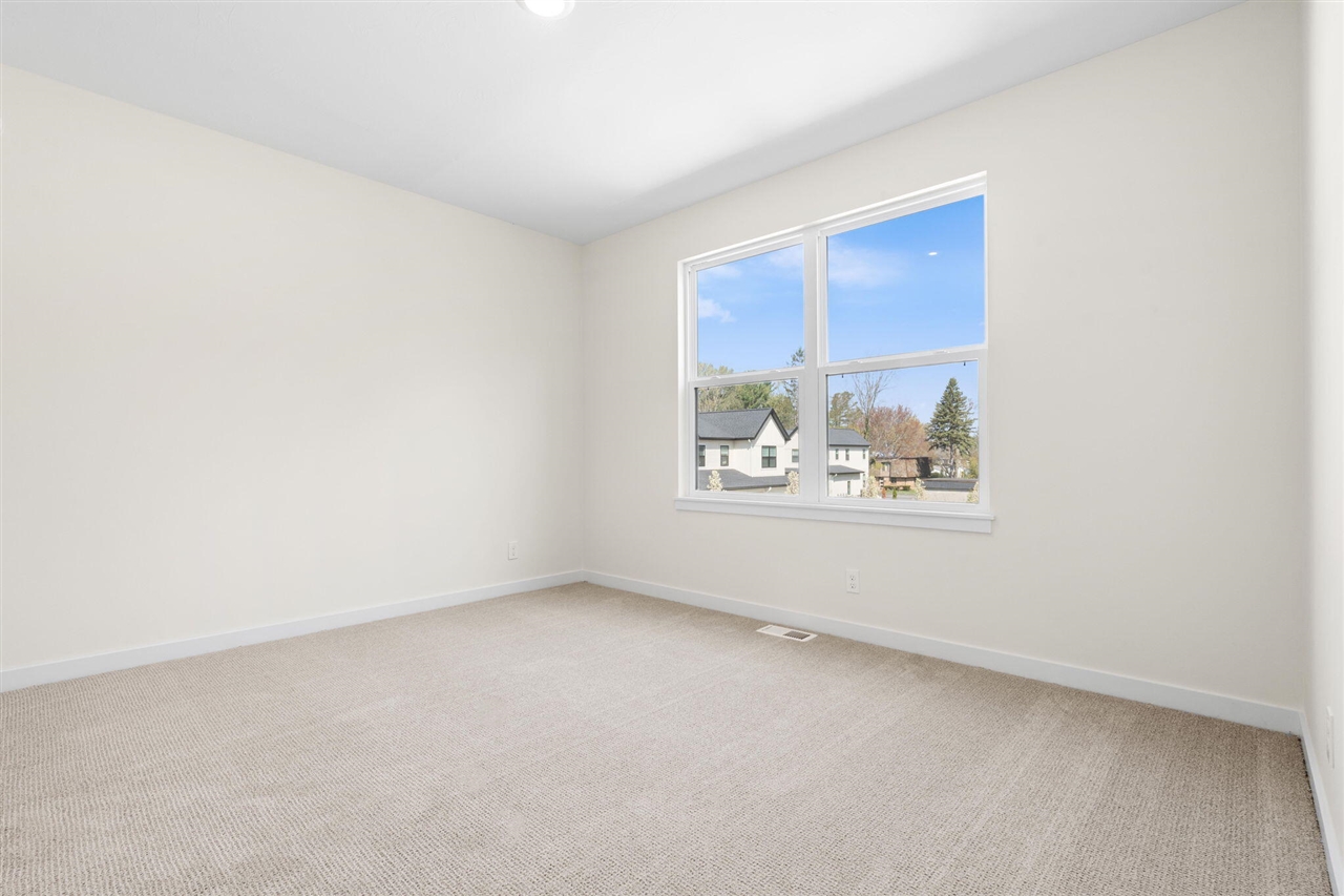 1968 S Shorewood Lane, Holland, MI, 49423-4314