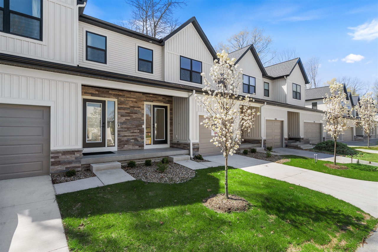1968 S Shorewood Lane, Holland, MI, 49423-4314